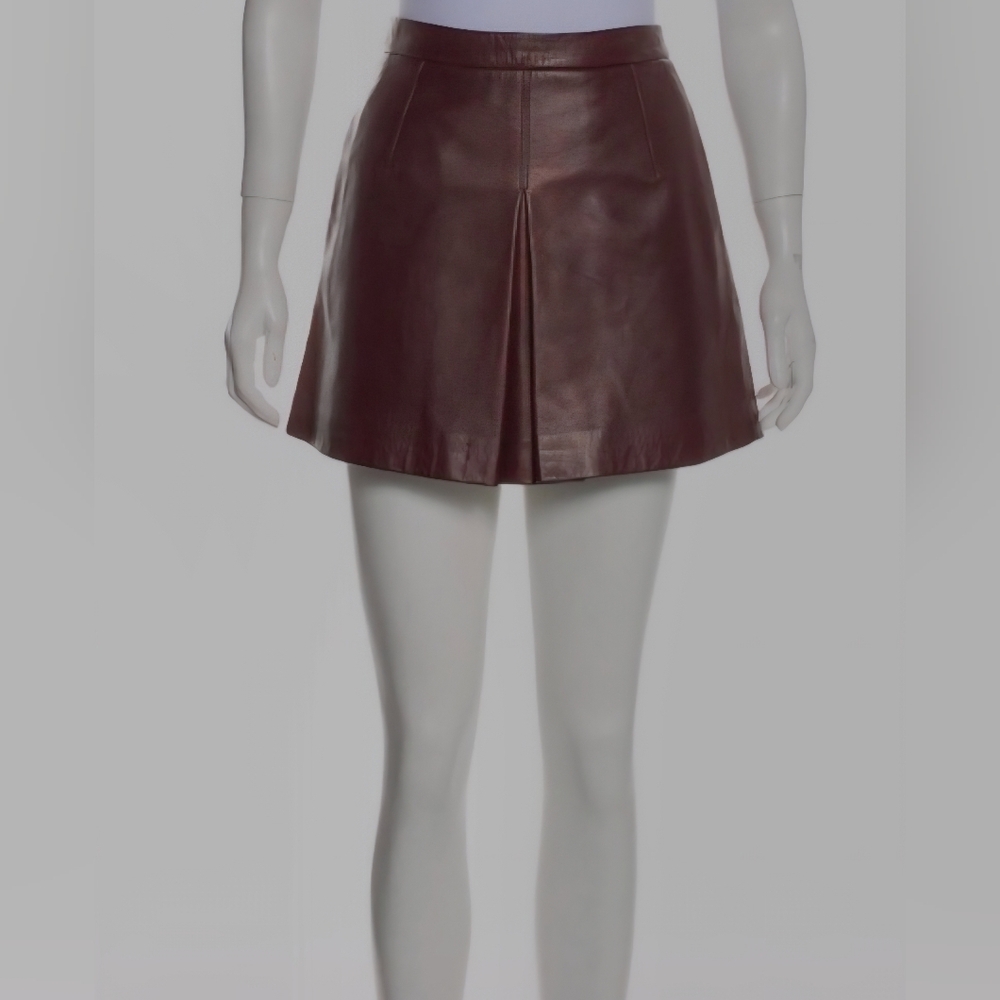 Vince Front Pleat 100% Lamb Leather A-Line Mini Skirt Burgundy/Maroon size 2